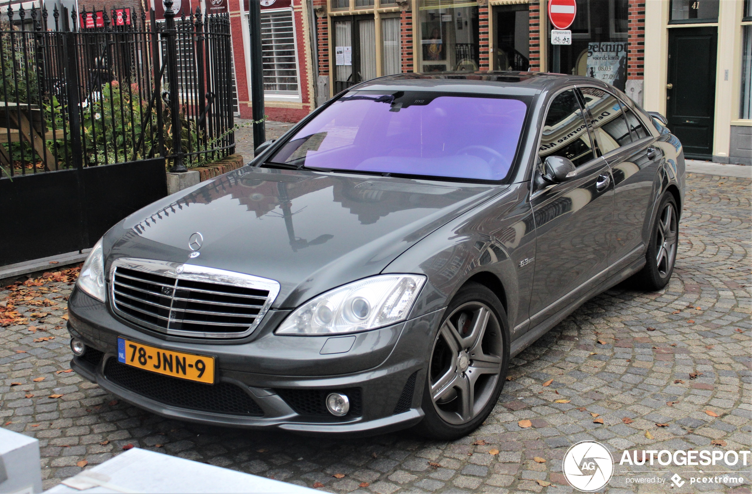 Mercedes-Benz S 63 AMG W221