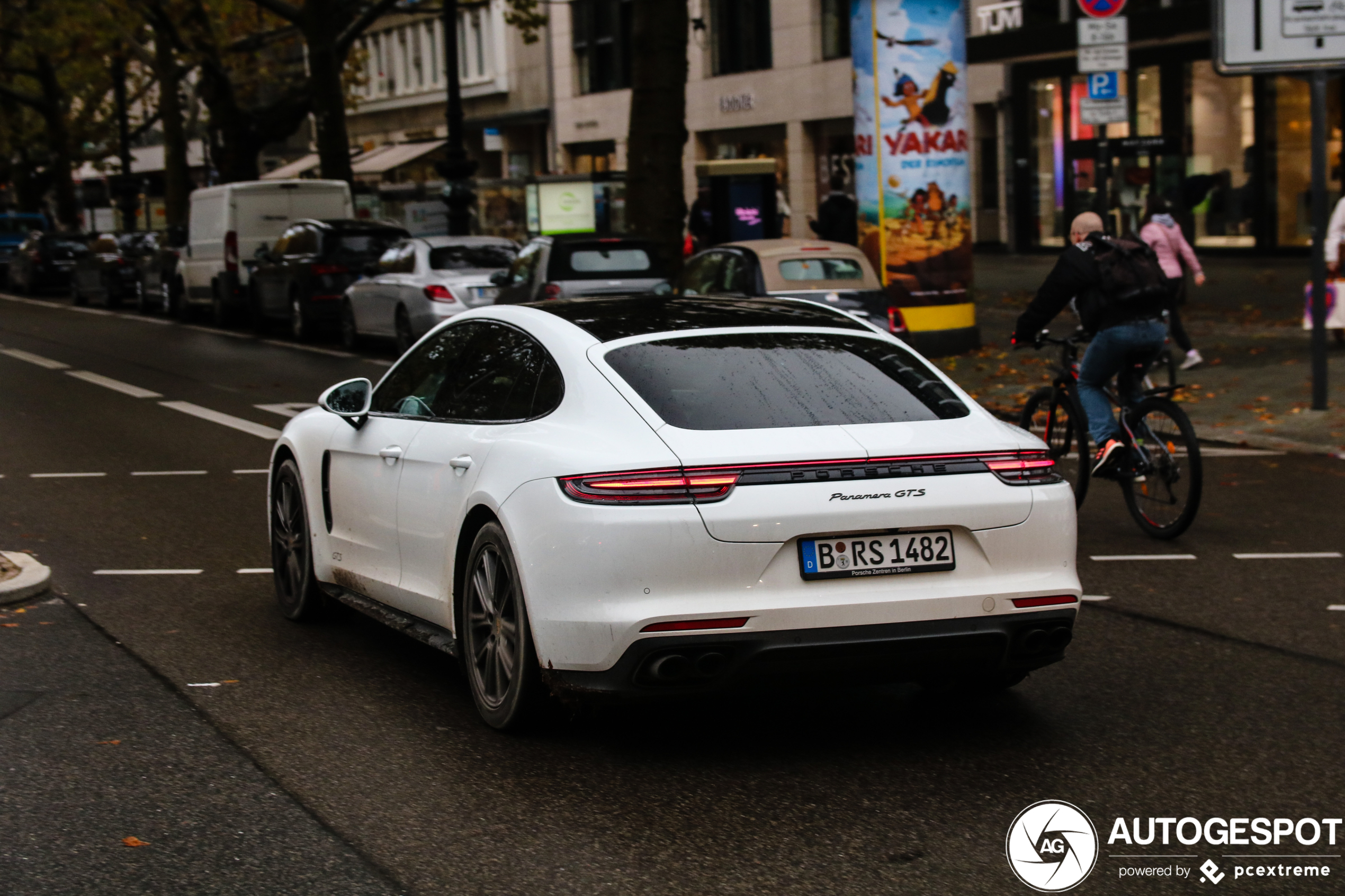 Porsche 971 Panamera GTS MkI