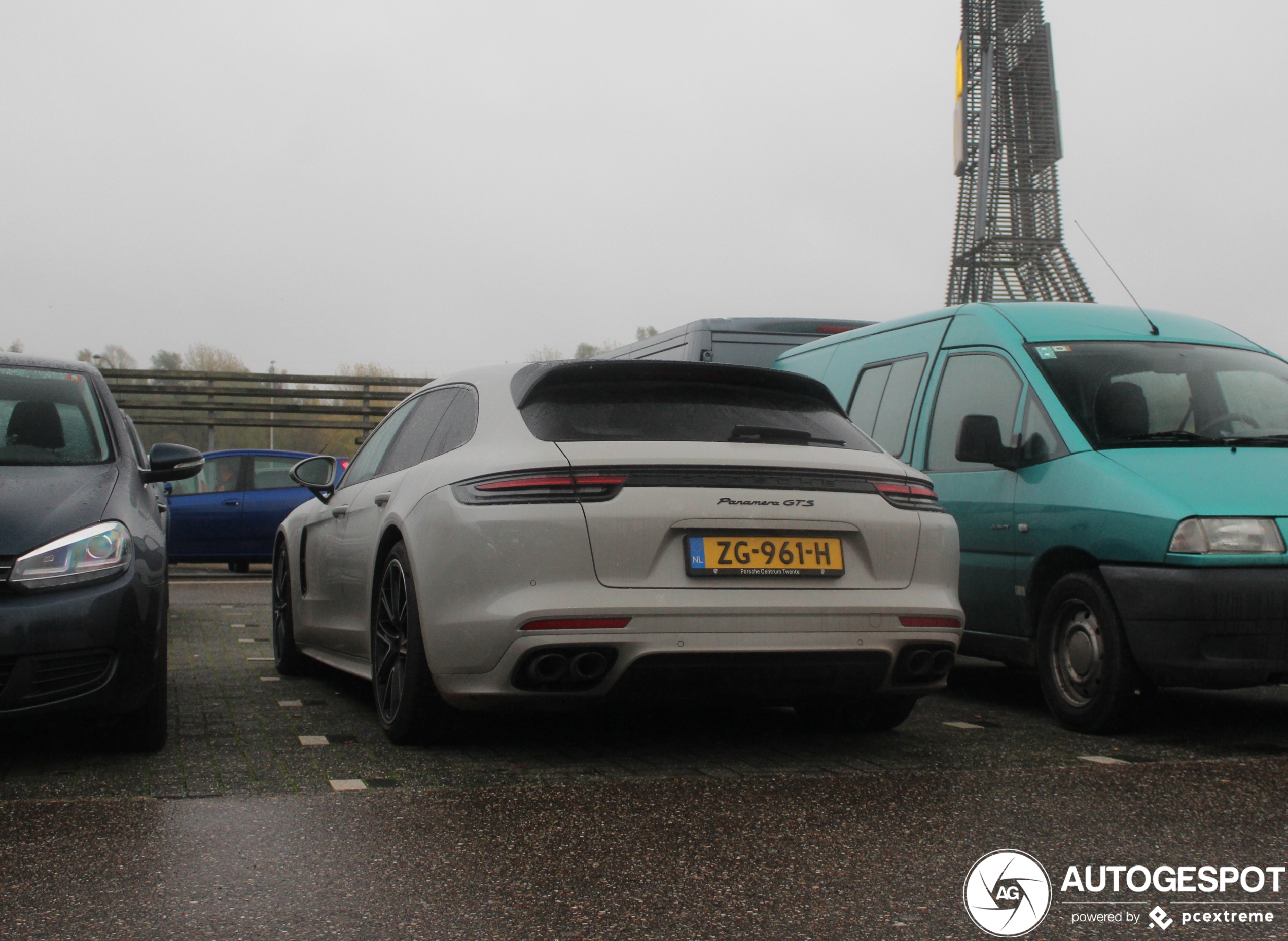 Porsche 971 Panamera GTS Sport Turismo