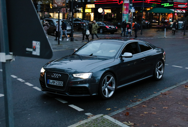 Audi RS5 B8 2012