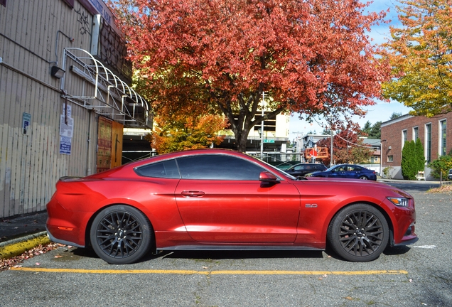 Ford Mustang GT 2015