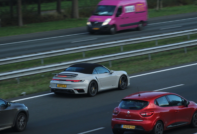 Porsche 992 Turbo S Cabriolet