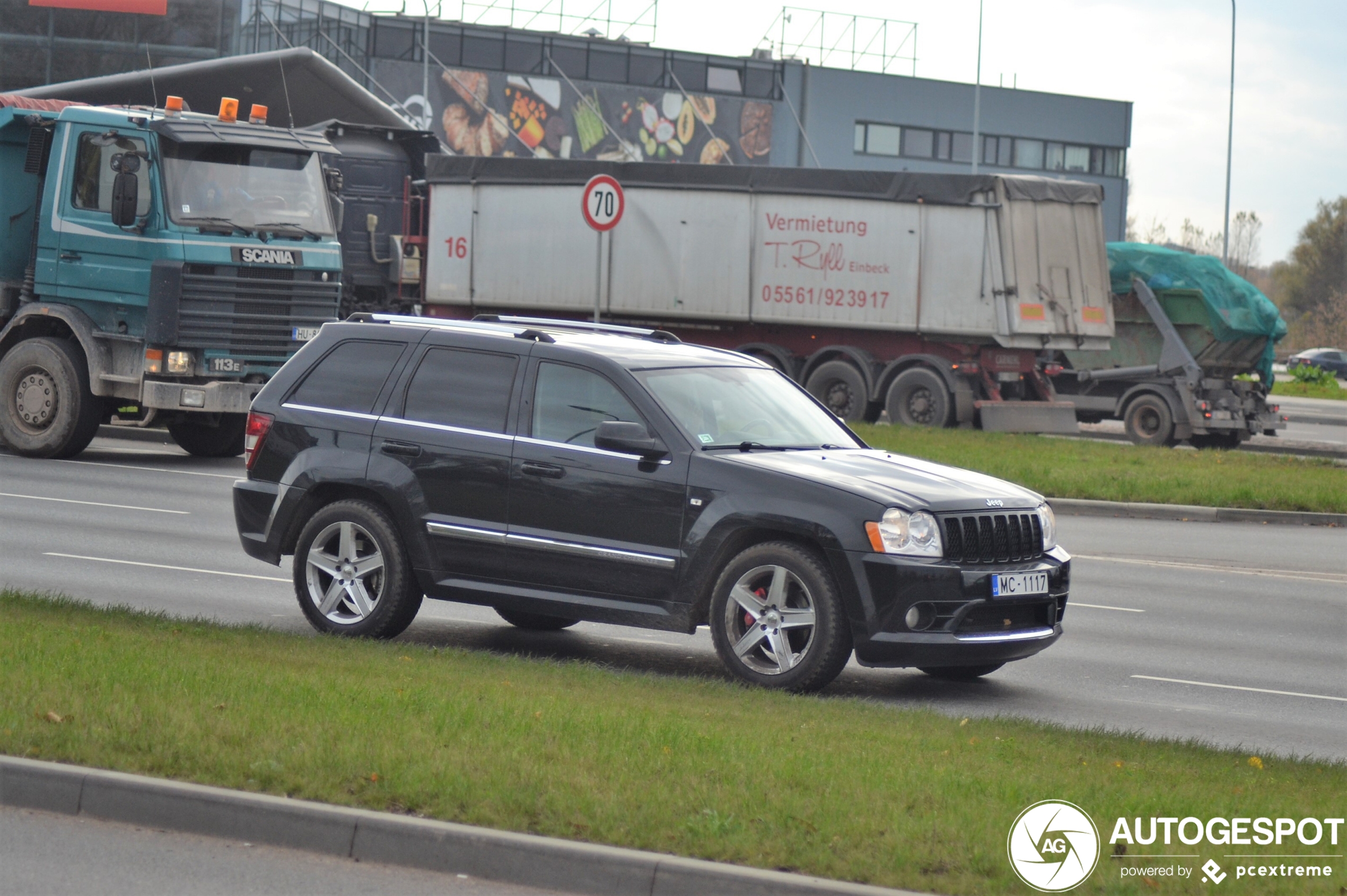 Jeep Grand Cherokee SRT-8 2005