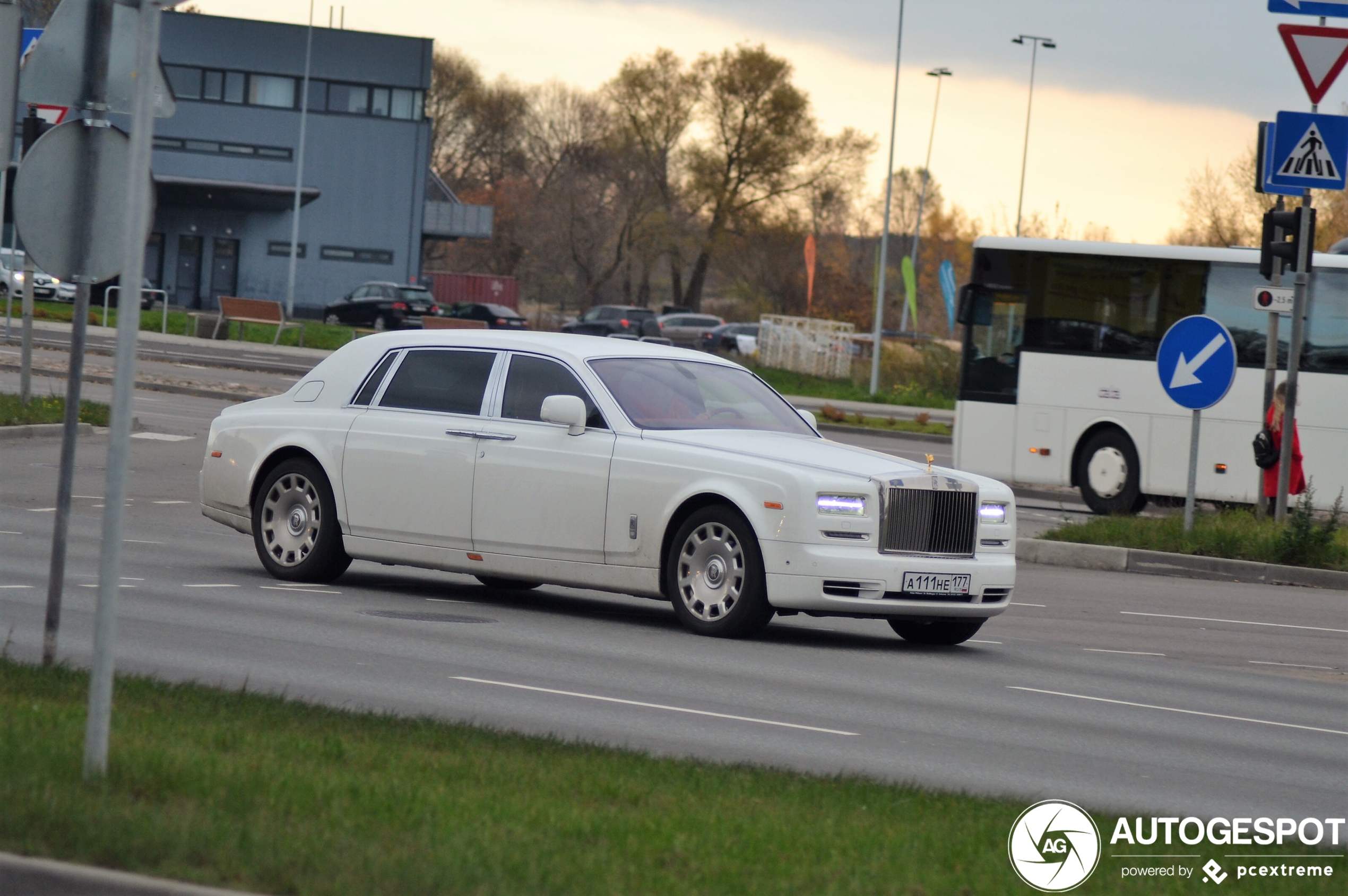 Rolls-Royce Phantom EWB Series II