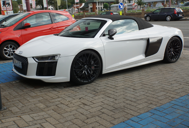 Audi R8 V10 Spyder 2016