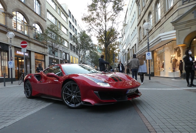 Ferrari 488 Pista