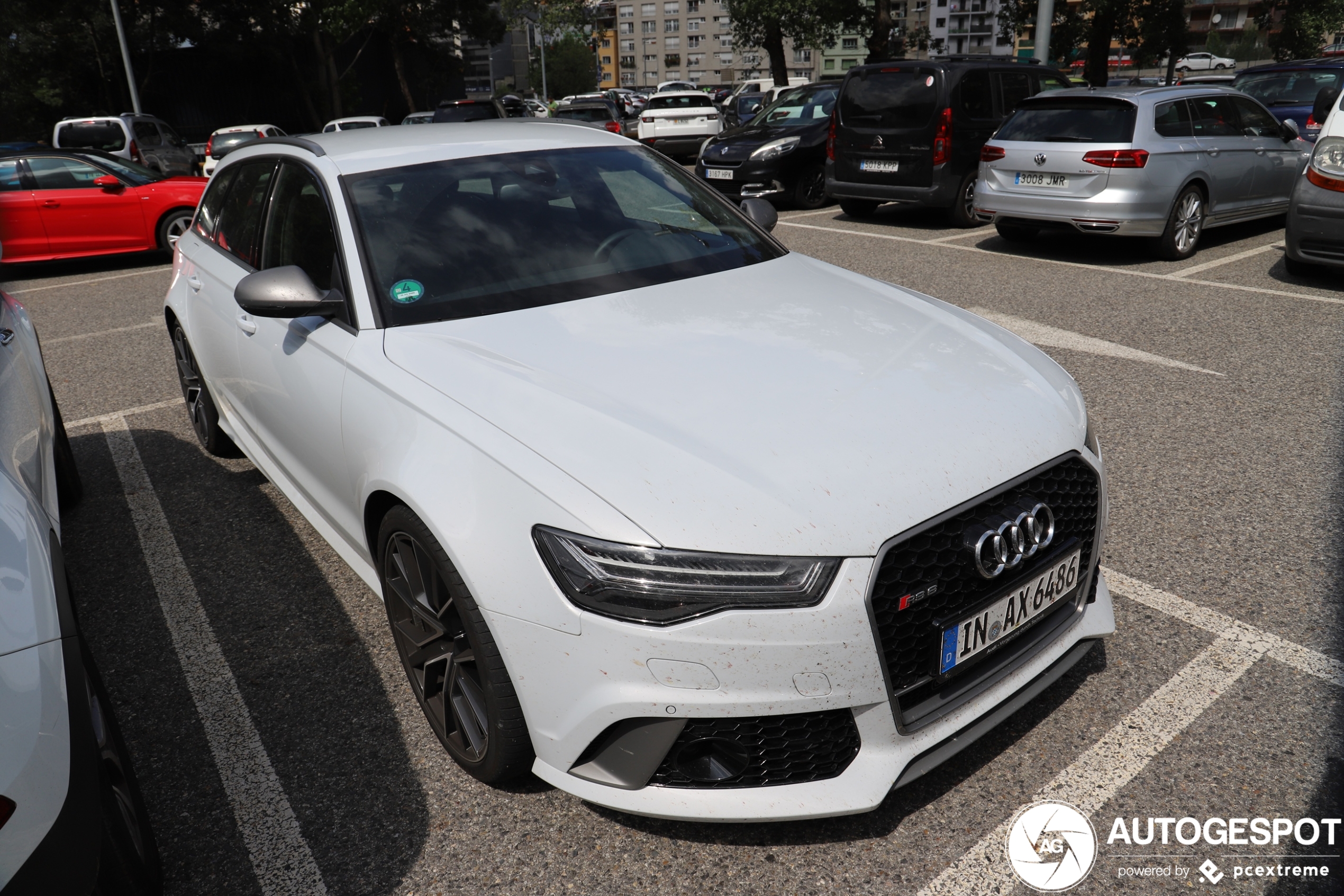 Audi RS6 Avant C7 2015