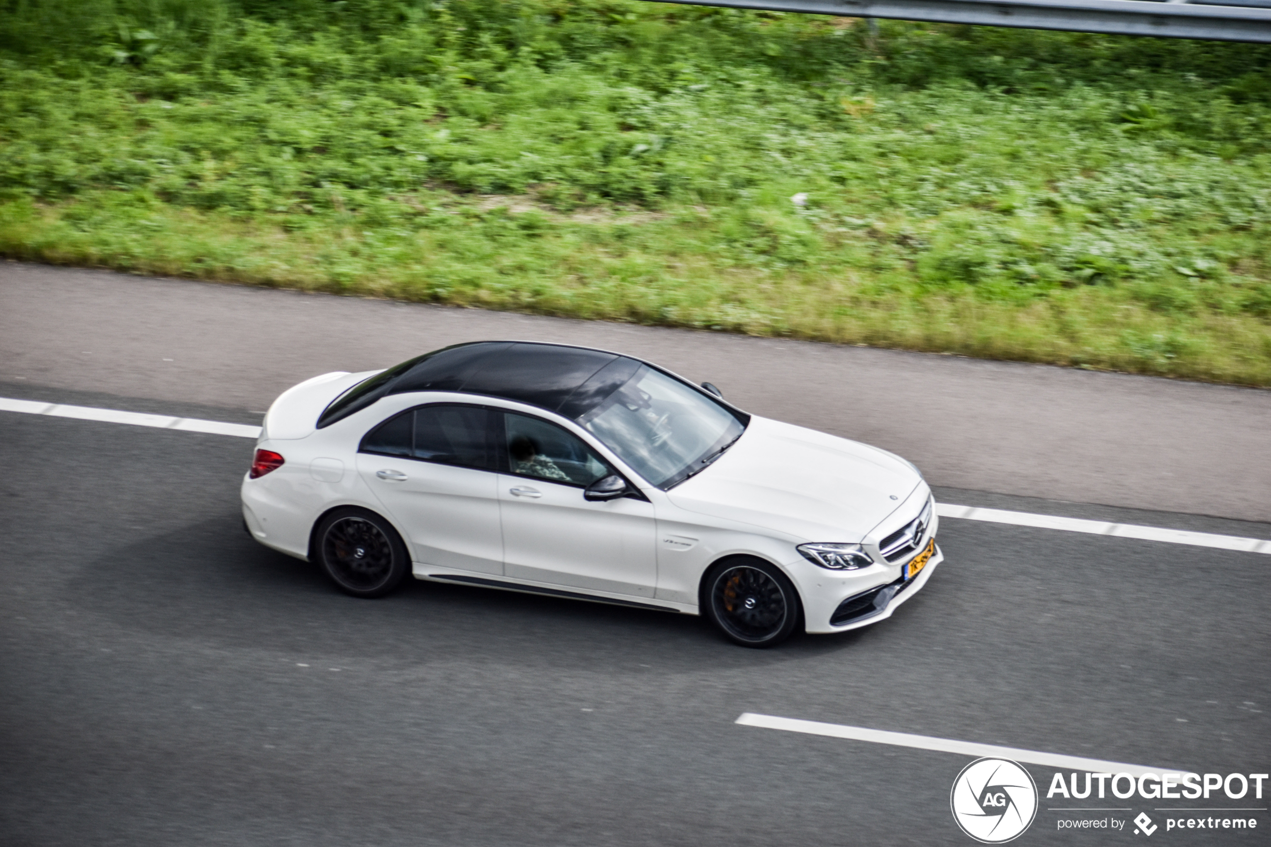 Mercedes-AMG C 63 S W205