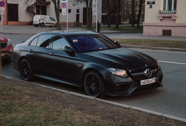 Mercedes-AMG E 63 S W213