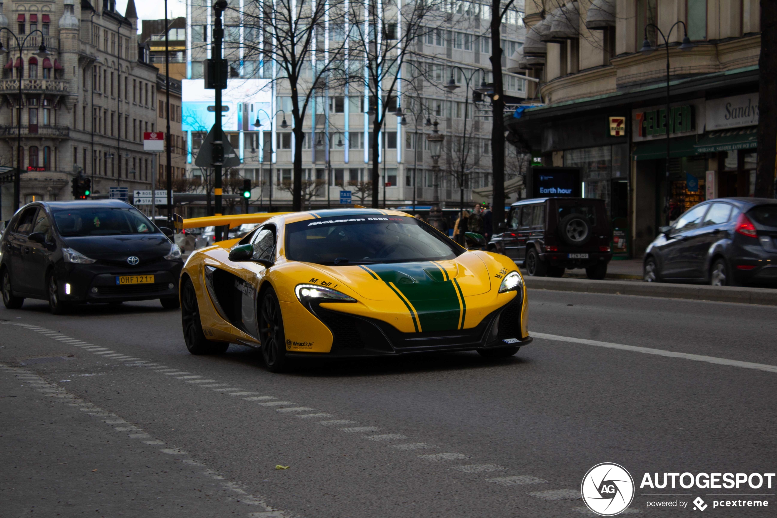 McLaren 650S