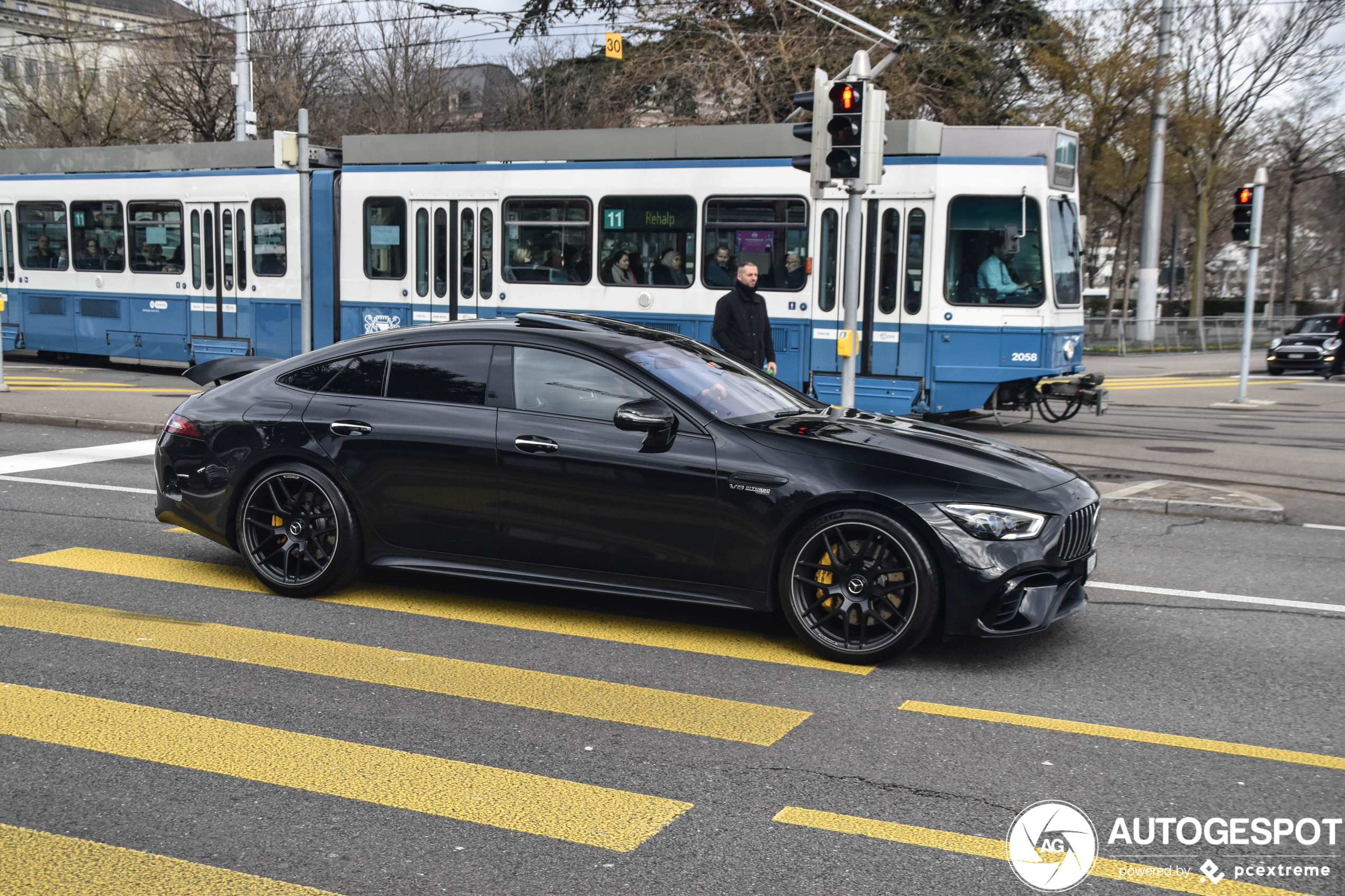 Mercedes-AMG GT 63 S X290