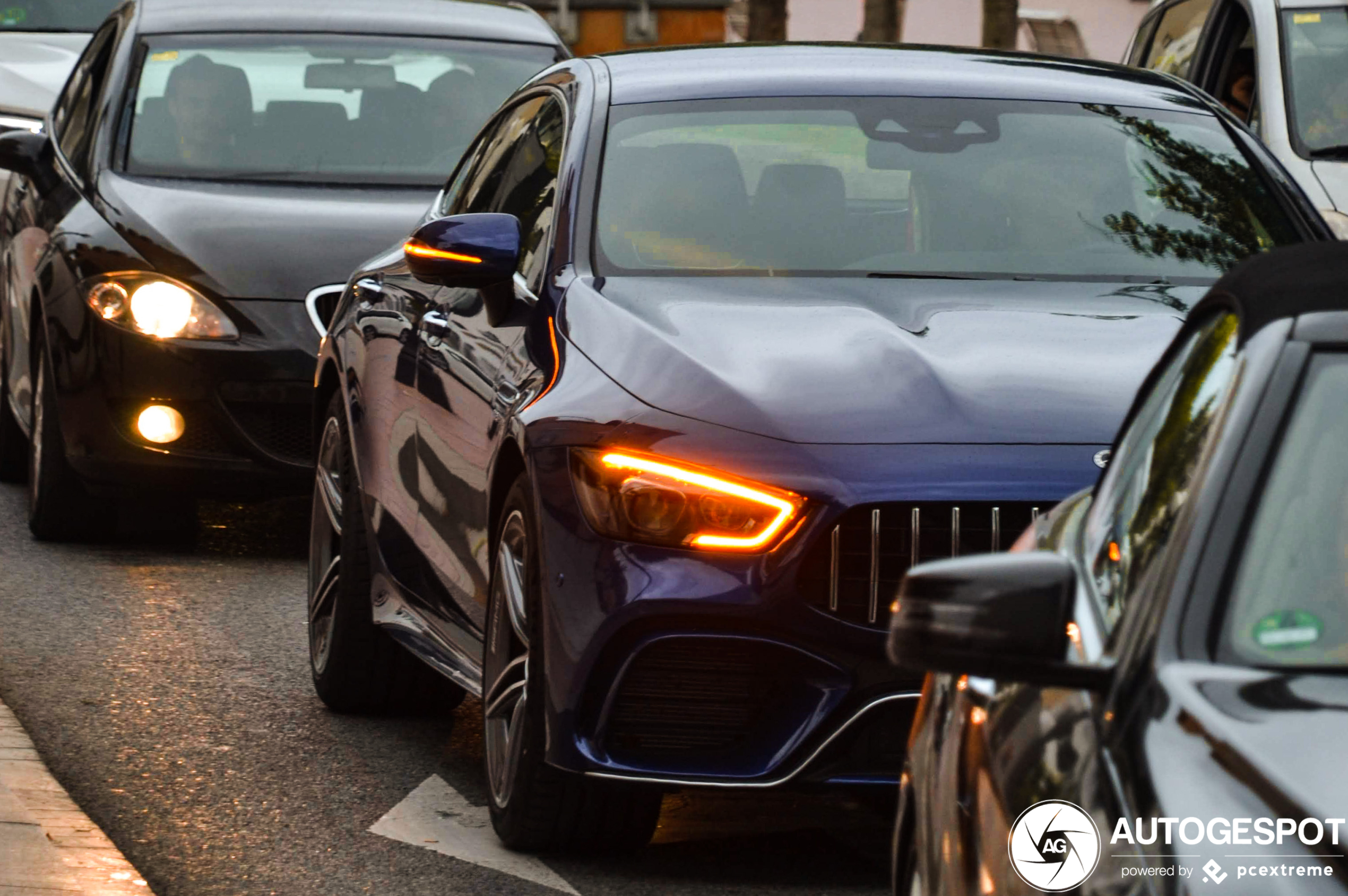 Mercedes-AMG GT 63 X290