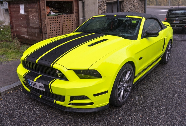 Ford Mustang GT California Special Convertible 2013