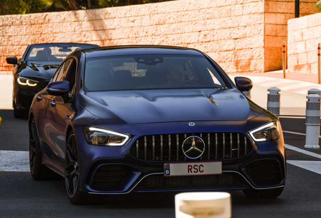 Mercedes-AMG GT 63 X290