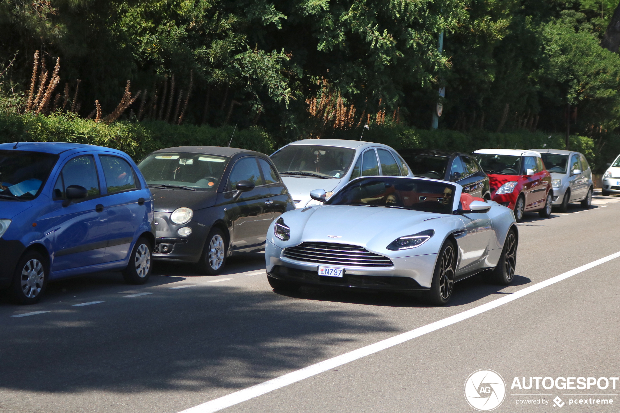 Aston Martin DB11 V8 Volante