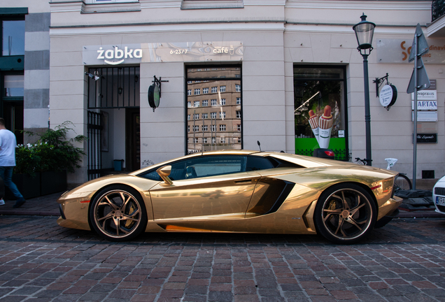 Lamborghini Aventador LP700-4 Roadster