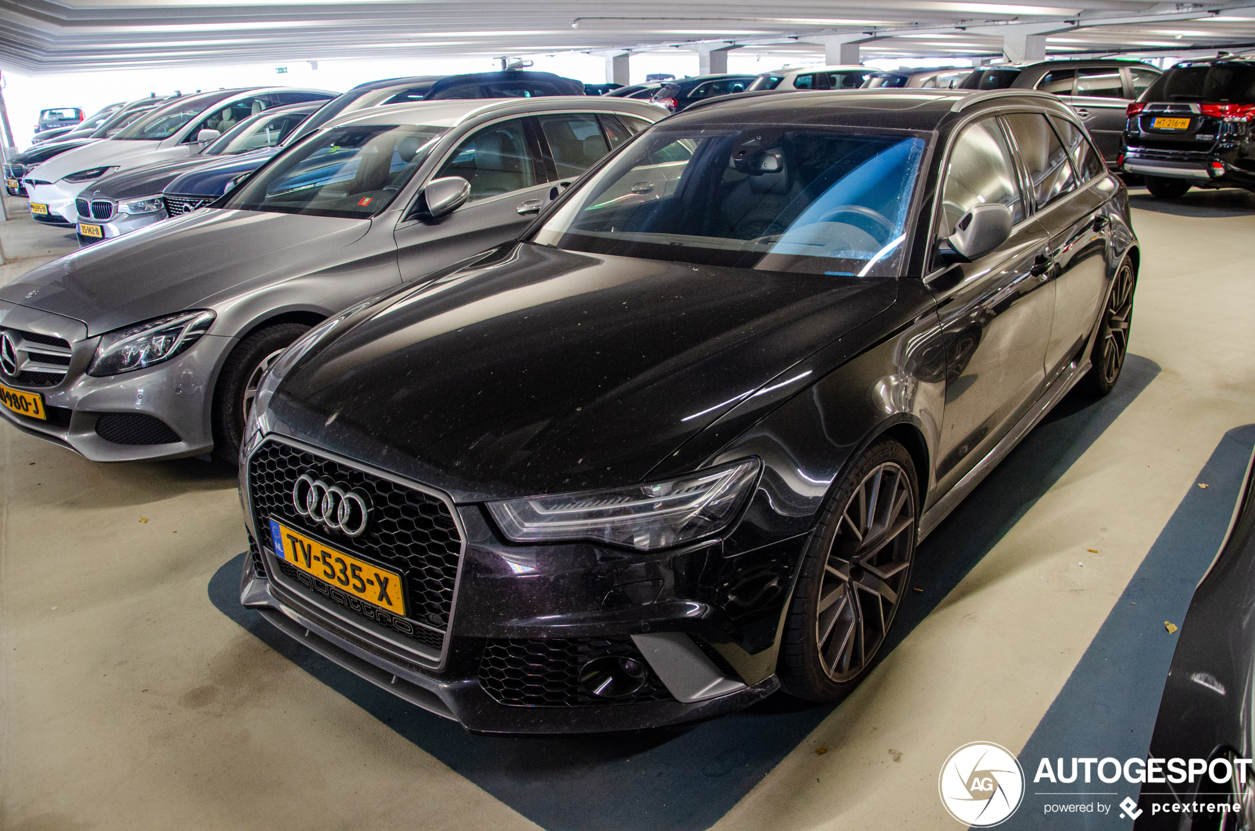 Audi RS6 Avant C7 2015