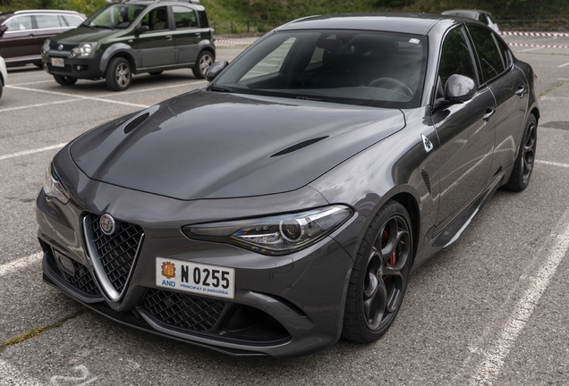 Alfa Romeo Giulia Quadrifoglio