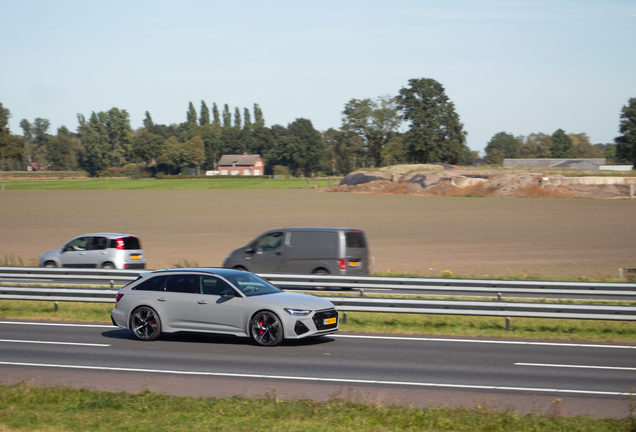 Audi RS6 Avant C8