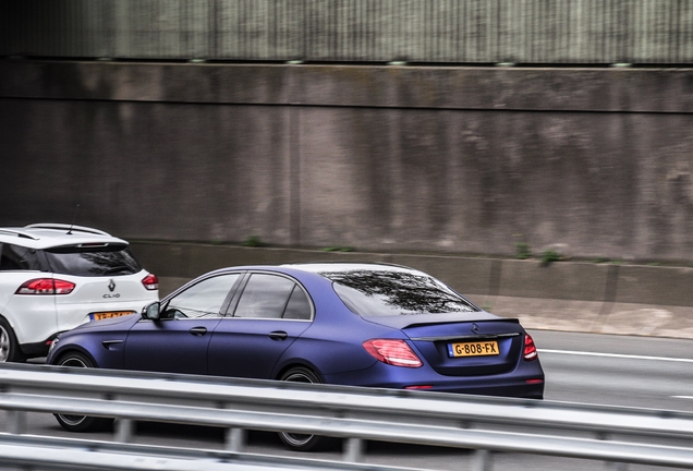 Mercedes-AMG E 63 S W213