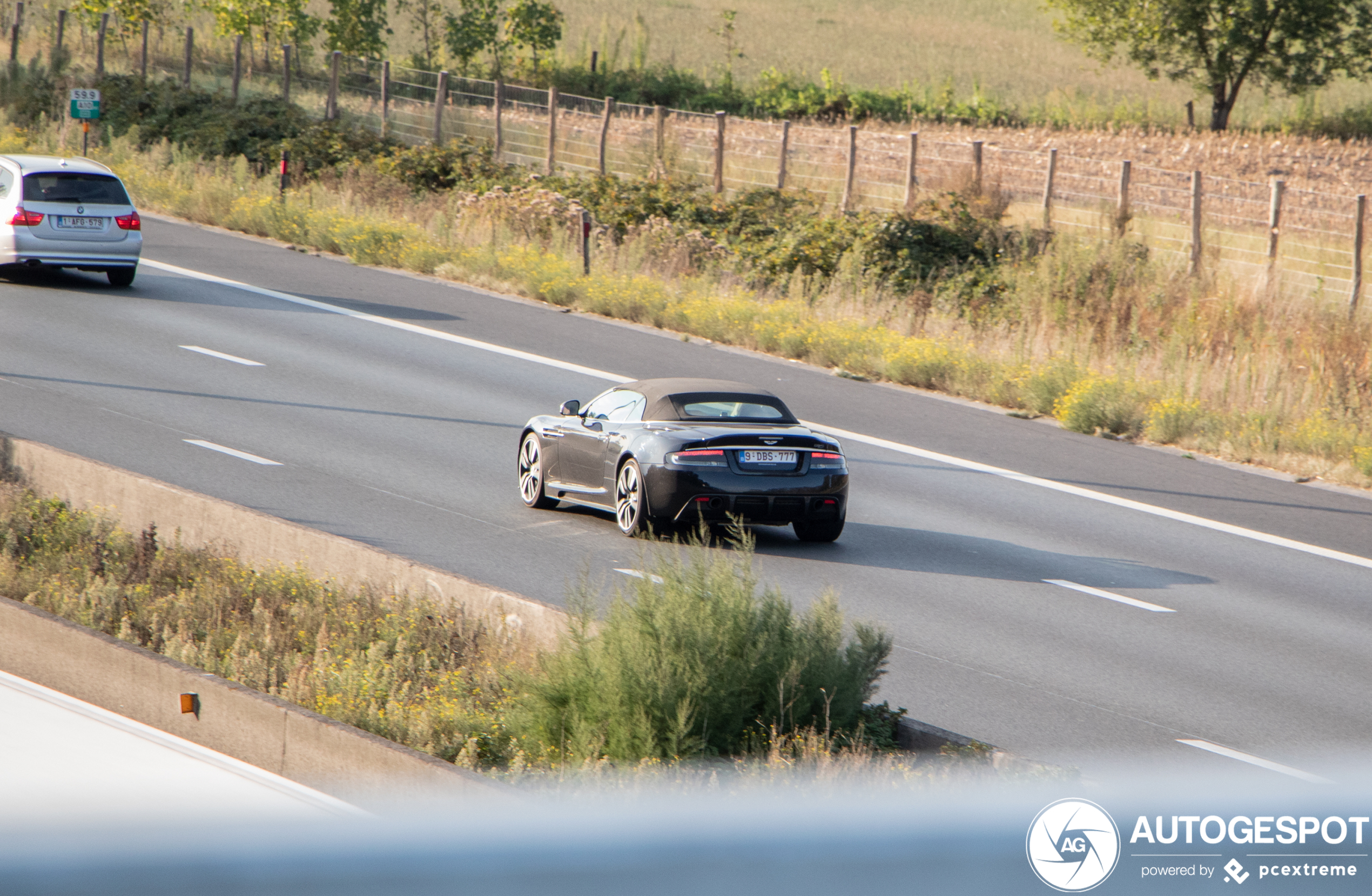 Aston Martin DBS Volante Carbon Black Edition