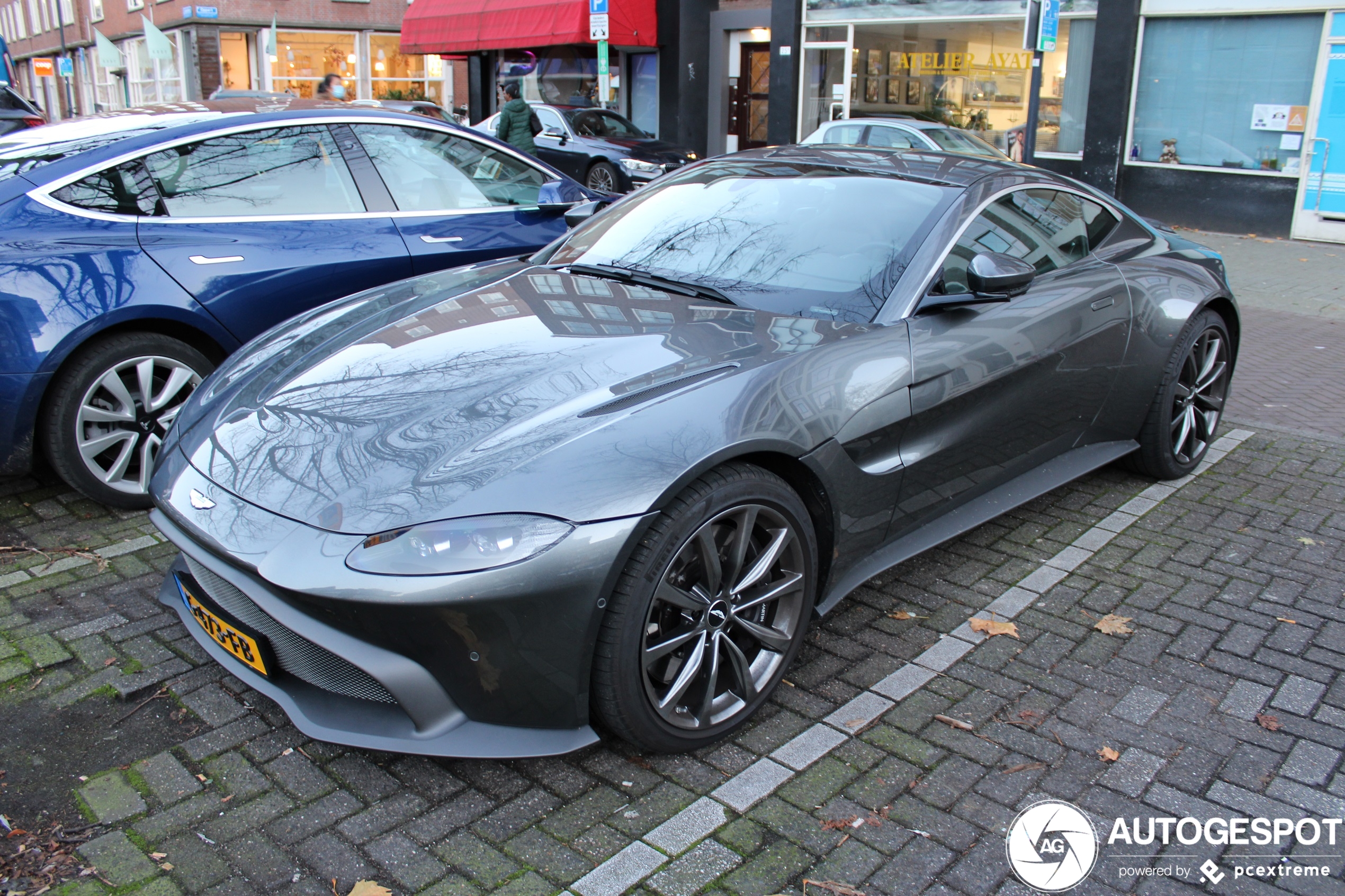 Aston Martin V8 Vantage 2018