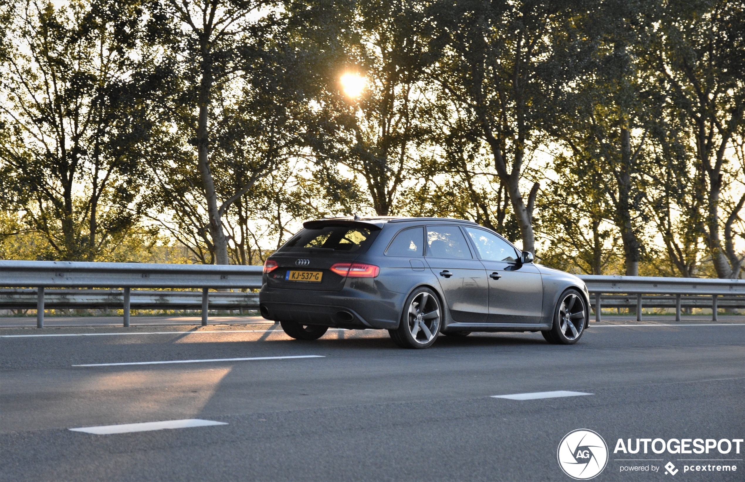 Audi RS4 Avant B8