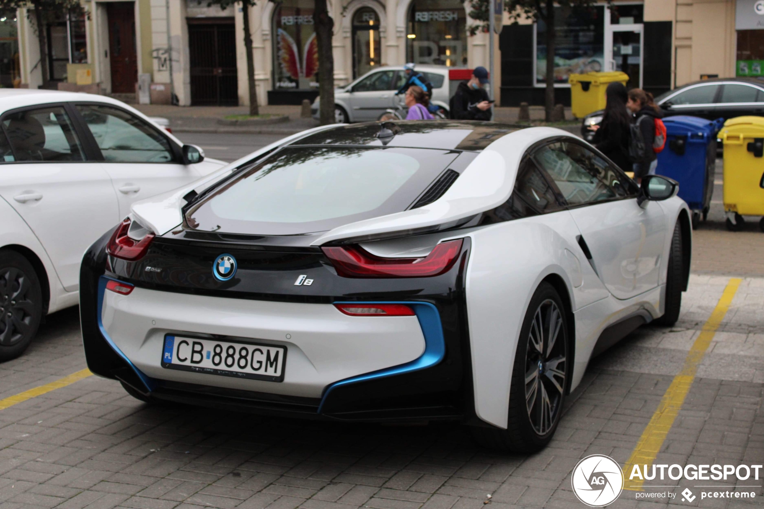 BMW i8