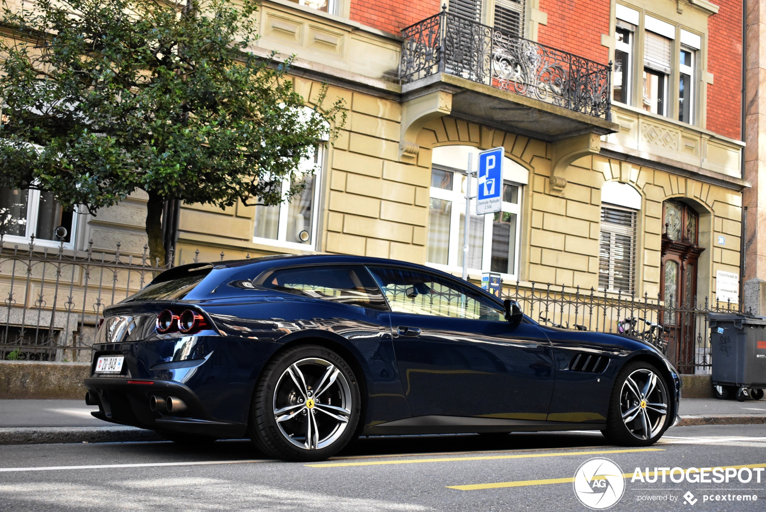 Ferrari GTC4Lusso