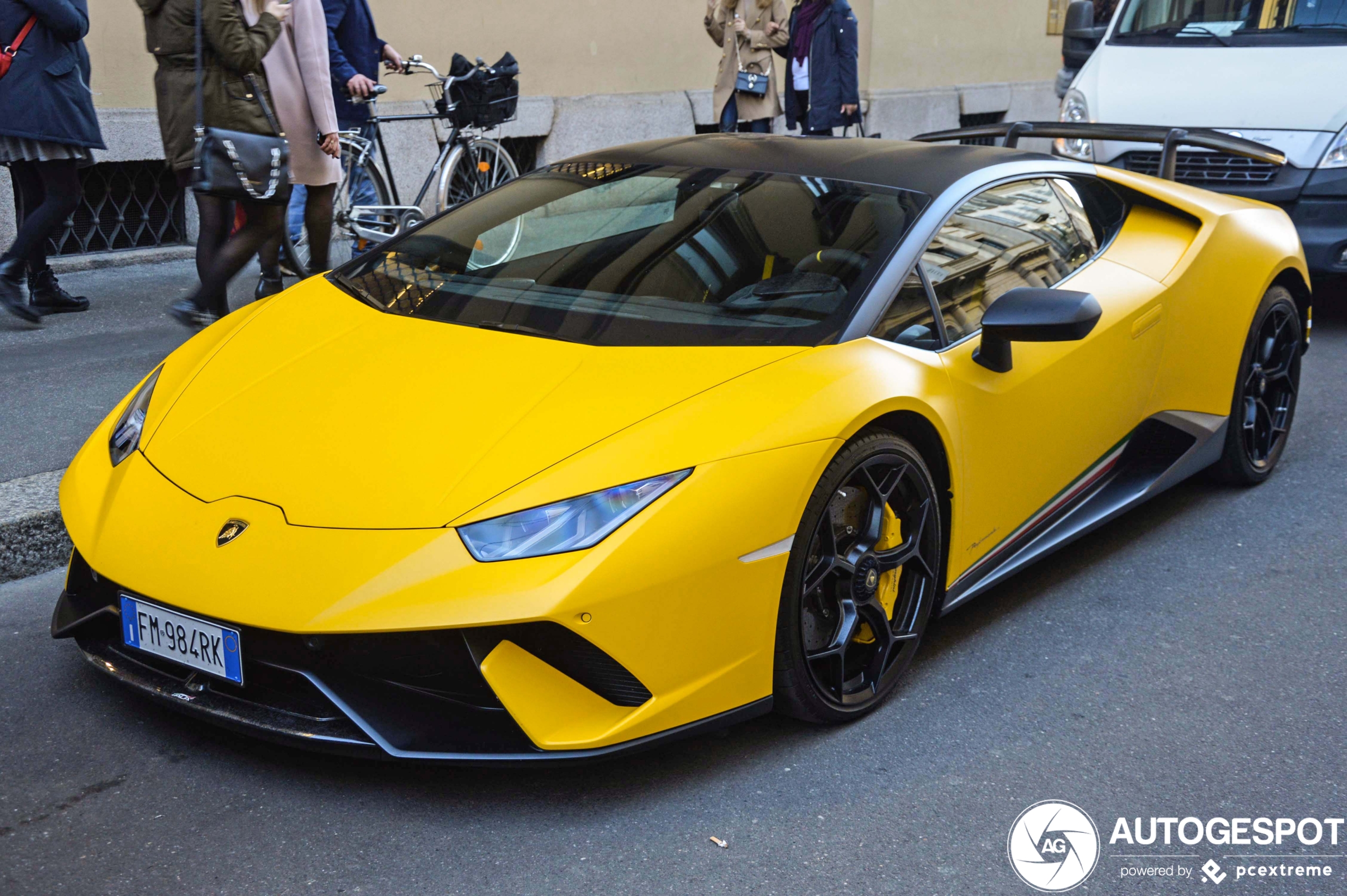 Lamborghini Huracán LP640-4 Performante