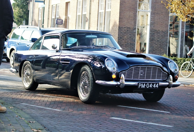 Aston Martin DB4 Vantage