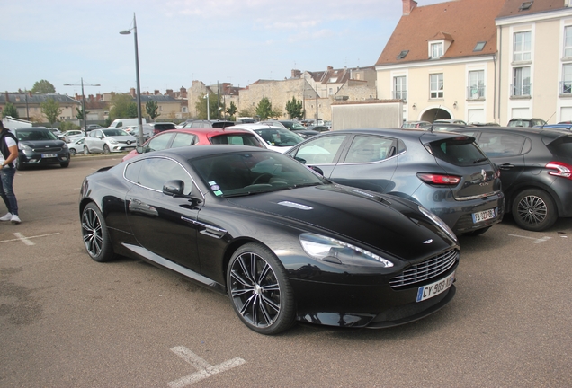 Aston Martin DB9 2013