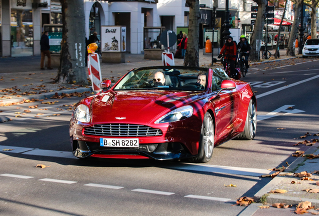 Aston Martin Vanquish Volante