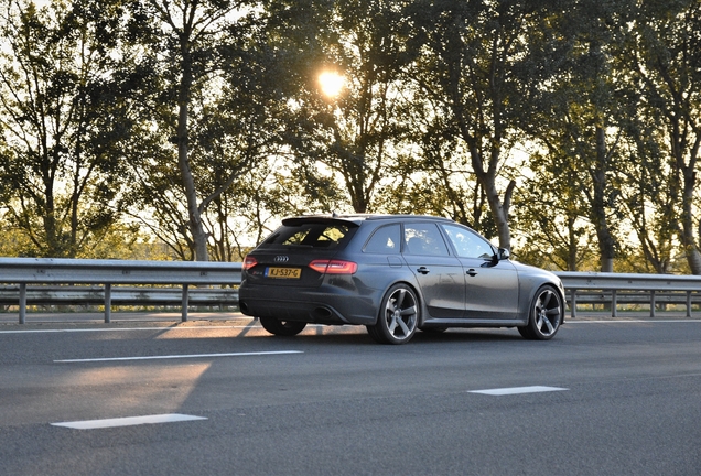 Audi RS4 Avant B8