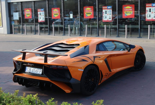 Lamborghini Aventador LP750-4 SuperVeloce