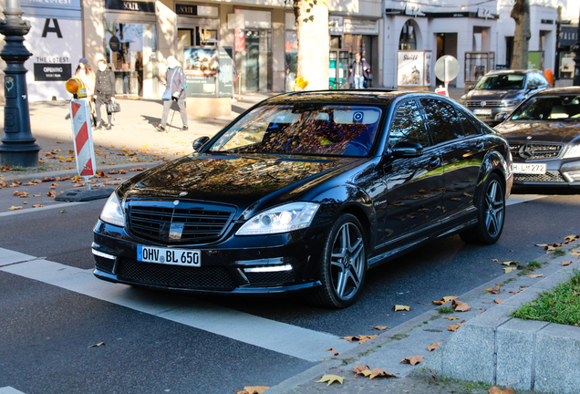 Mercedes-Benz S 65 AMG V221 2010