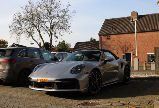 Porsche 992 Turbo S Cabriolet