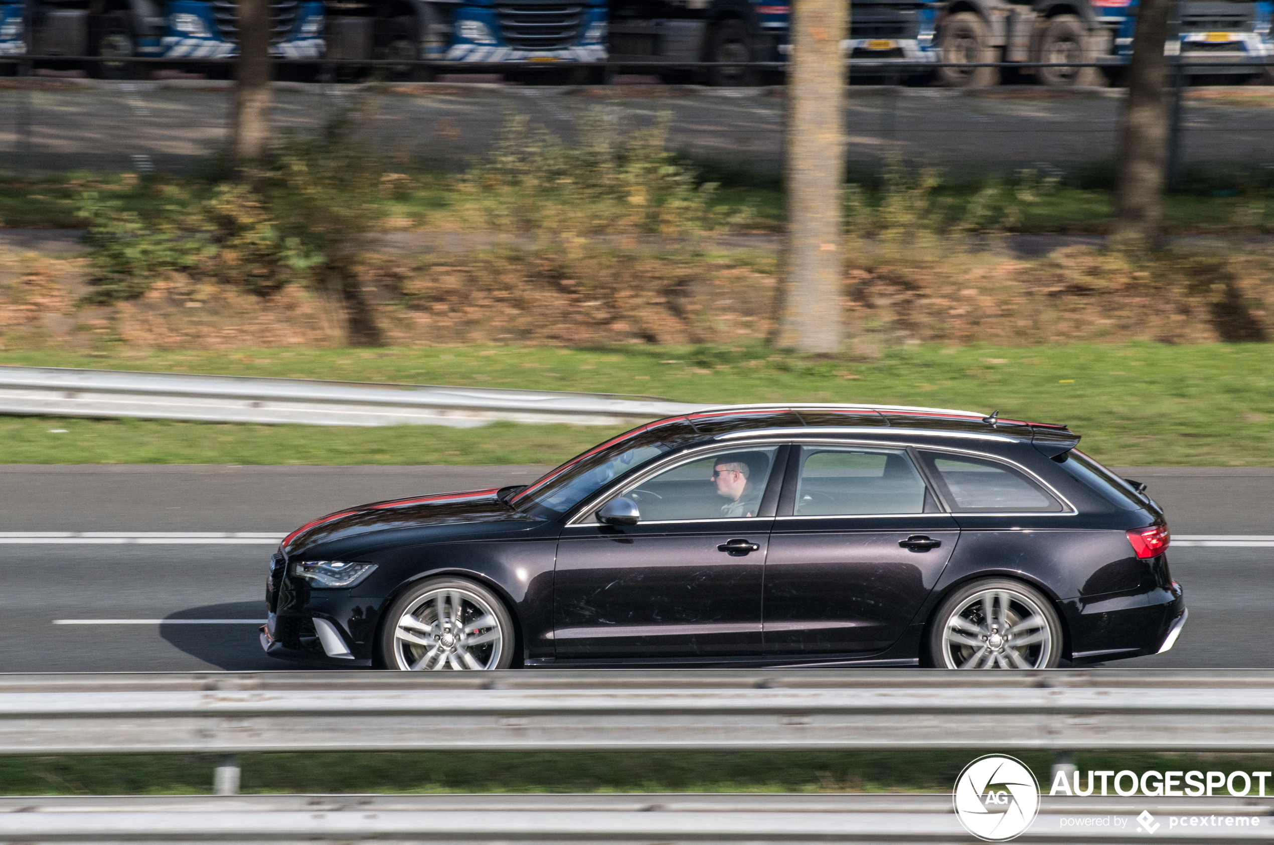 Audi RS6 Avant C7