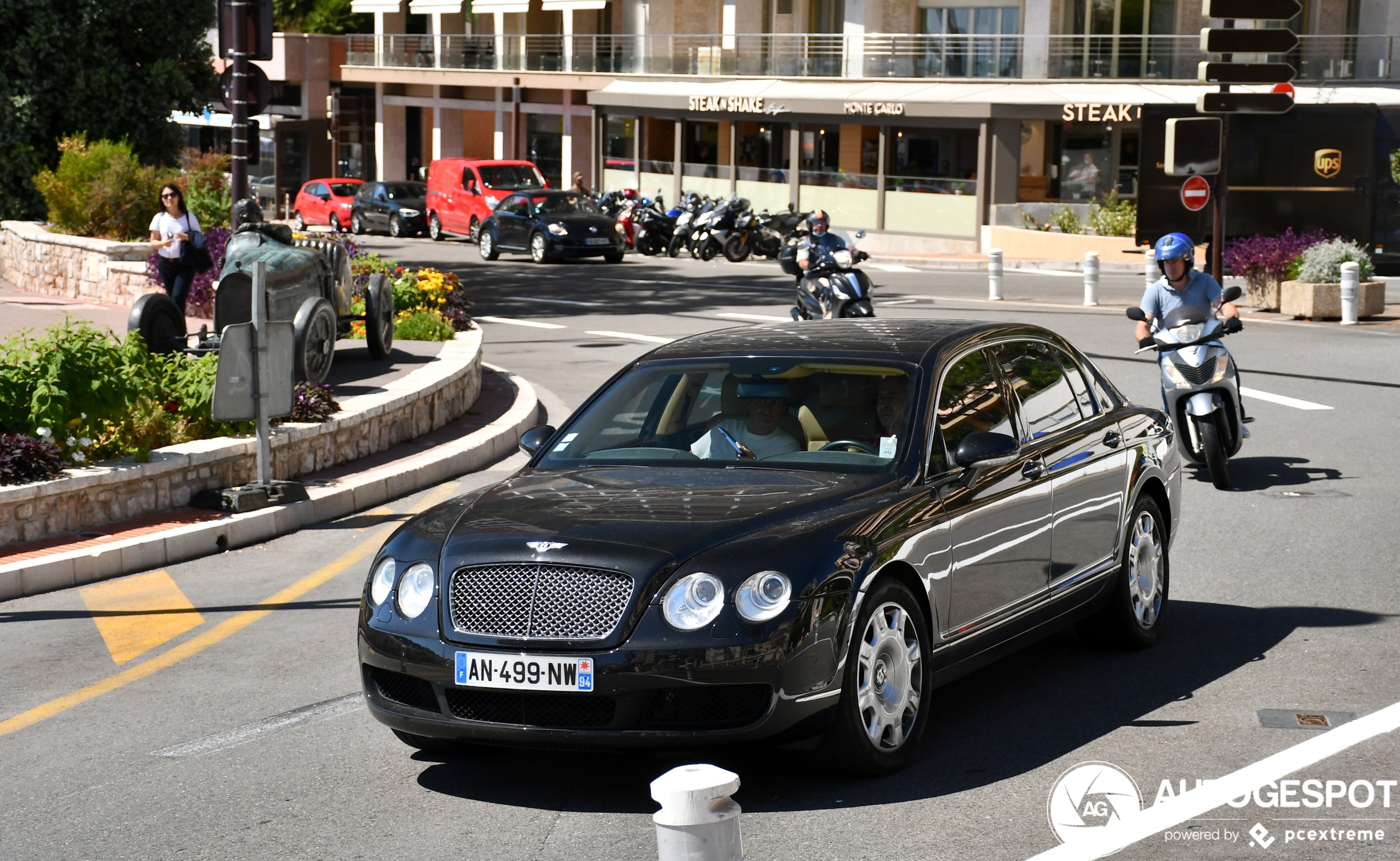 Bentley Continental Flying Spur