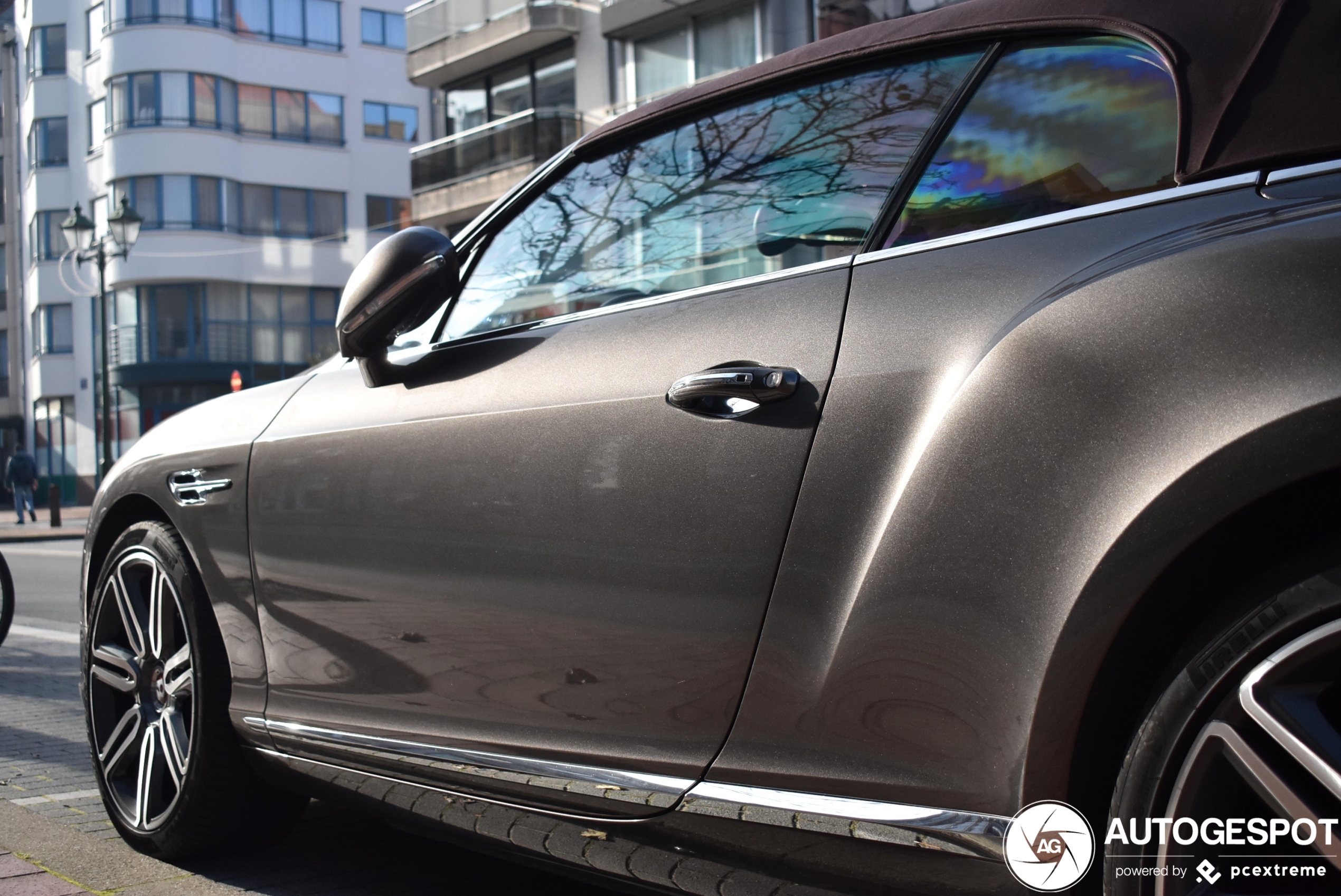 Bentley Continental GTC V8 2016