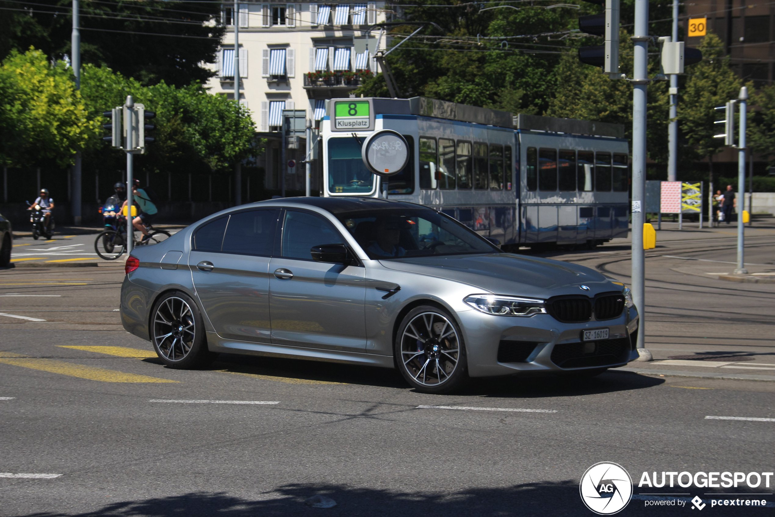 BMW M5 F90