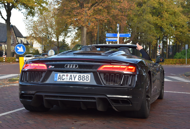 Audi R8 V10 Spyder 2016