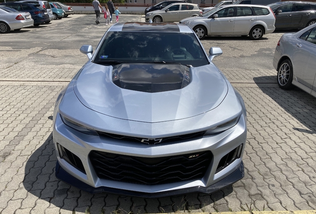 Chevrolet Camaro ZL1 2016