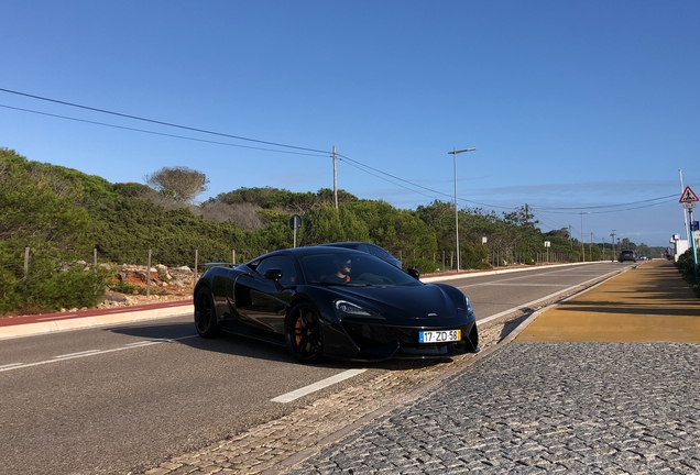 McLaren 570S