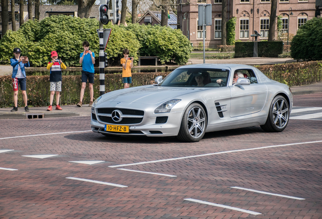 Mercedes-Benz SLS AMG