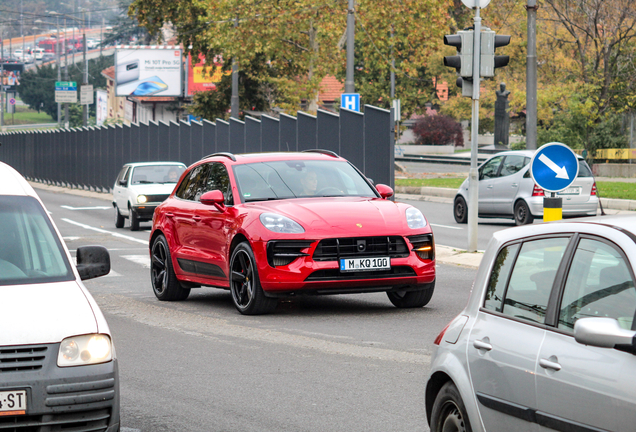 Porsche 95B Macan GTS MkII