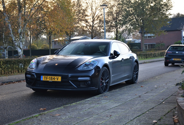 Porsche 971 Panamera Turbo Sport Turismo