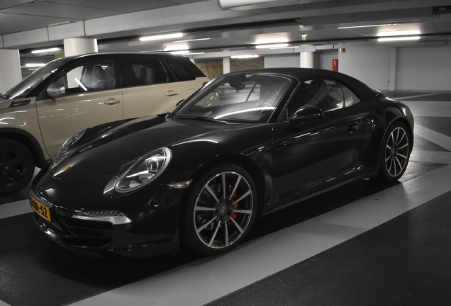 Porsche 991 Carrera 4S Cabriolet MkI