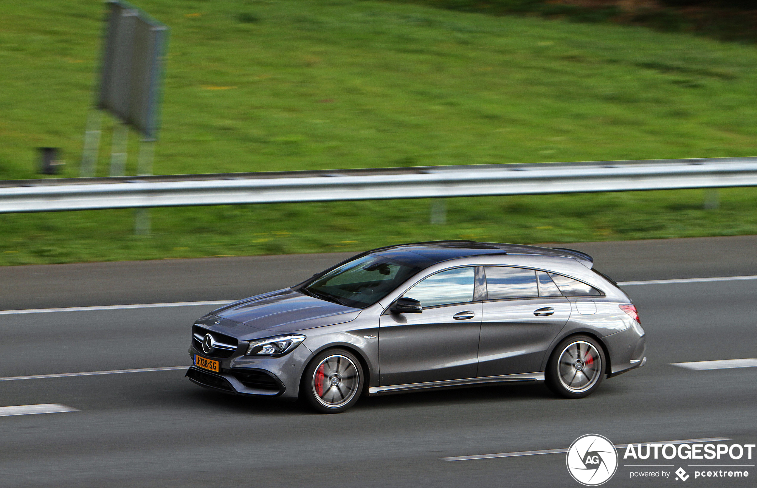 Mercedes-AMG CLA 45 Shooting Brake X117 2017