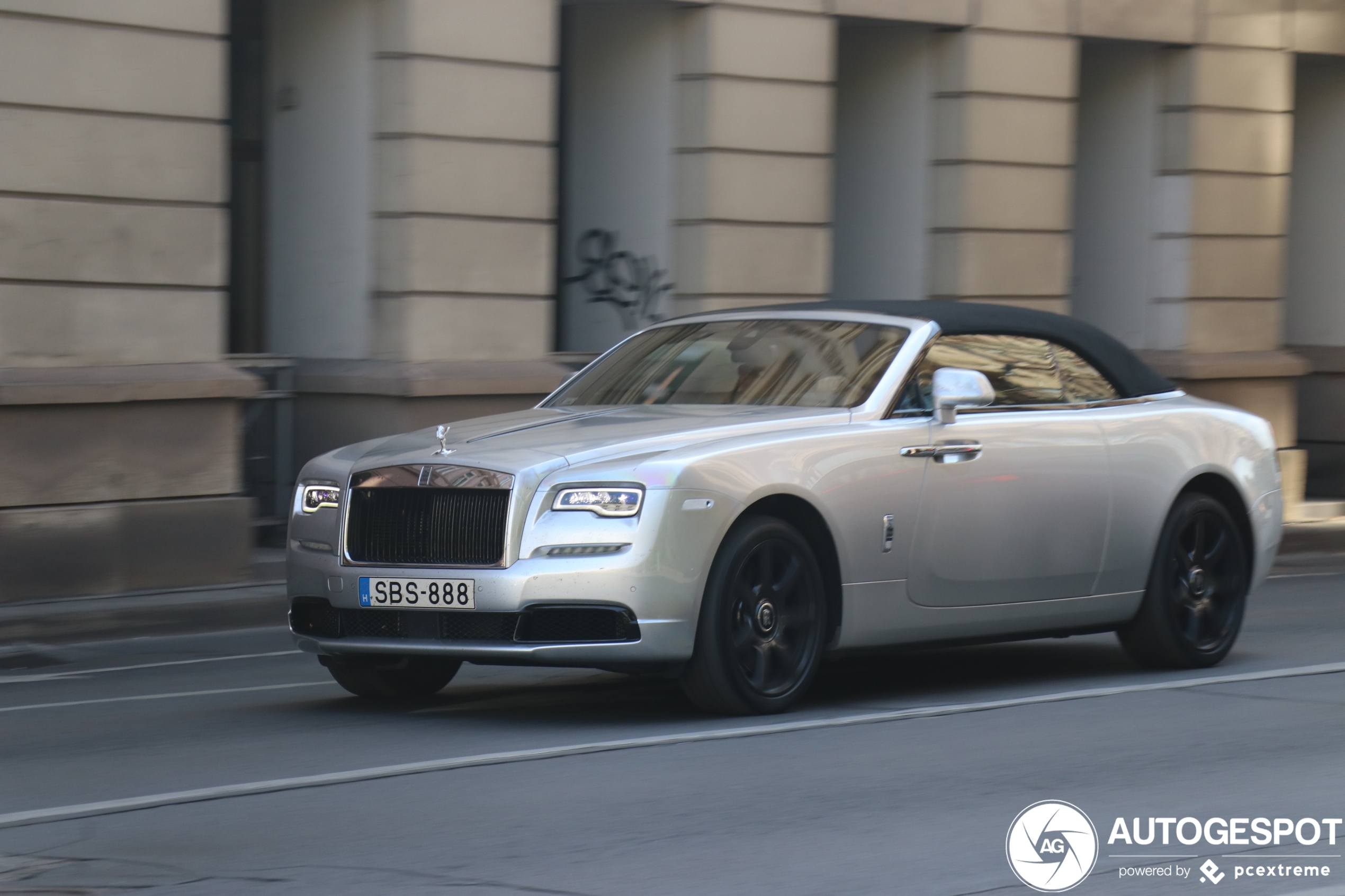 Rolls-Royce Dawn